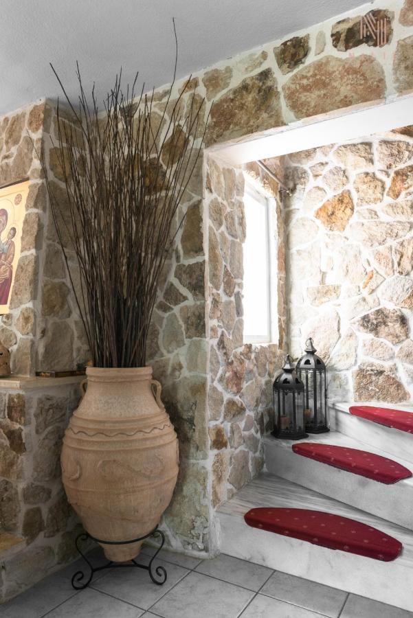 Roadhouse, Nilie Hospitality Mgmt Villa Flogita Exterior foto