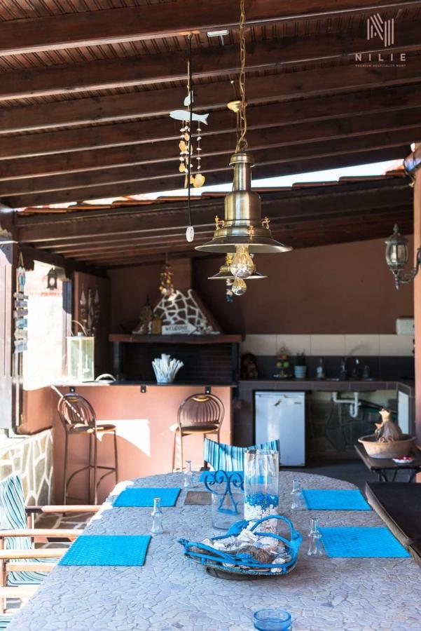 Roadhouse, Nilie Hospitality Mgmt Villa Flogita Exterior foto