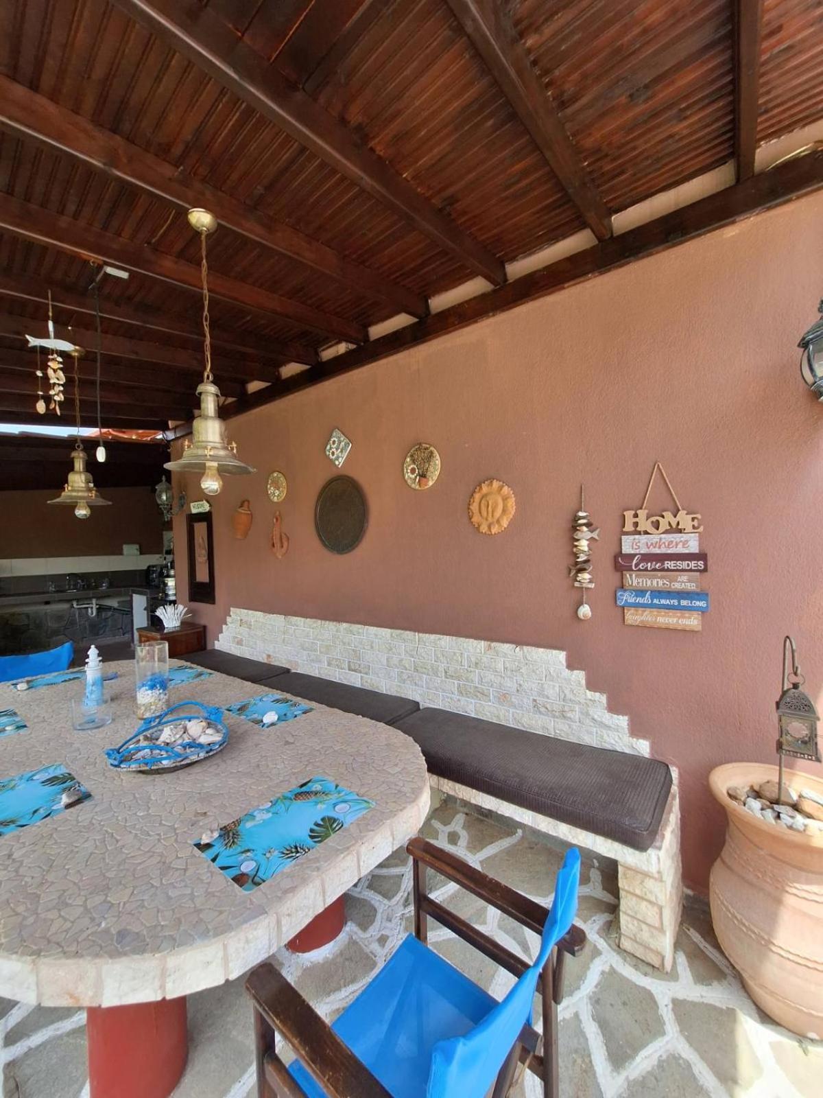 Roadhouse, Nilie Hospitality Mgmt Villa Flogita Exterior foto