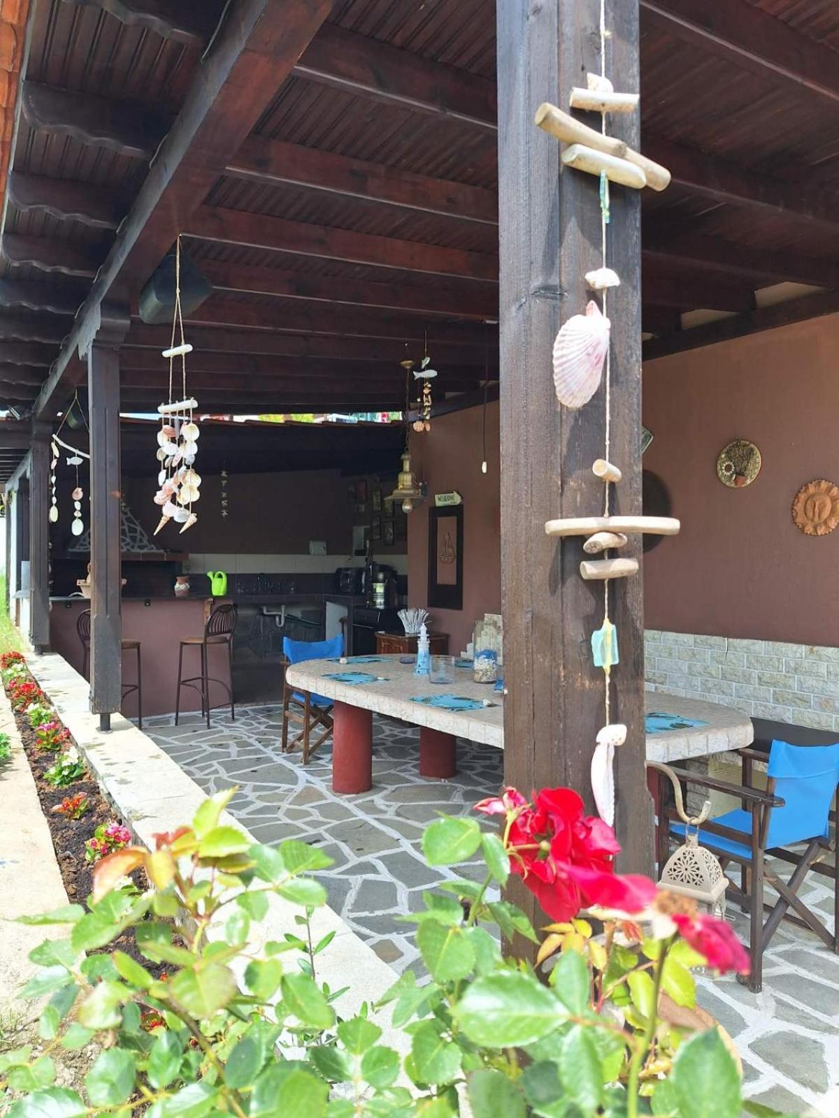 Roadhouse, Nilie Hospitality Mgmt Villa Flogita Exterior foto