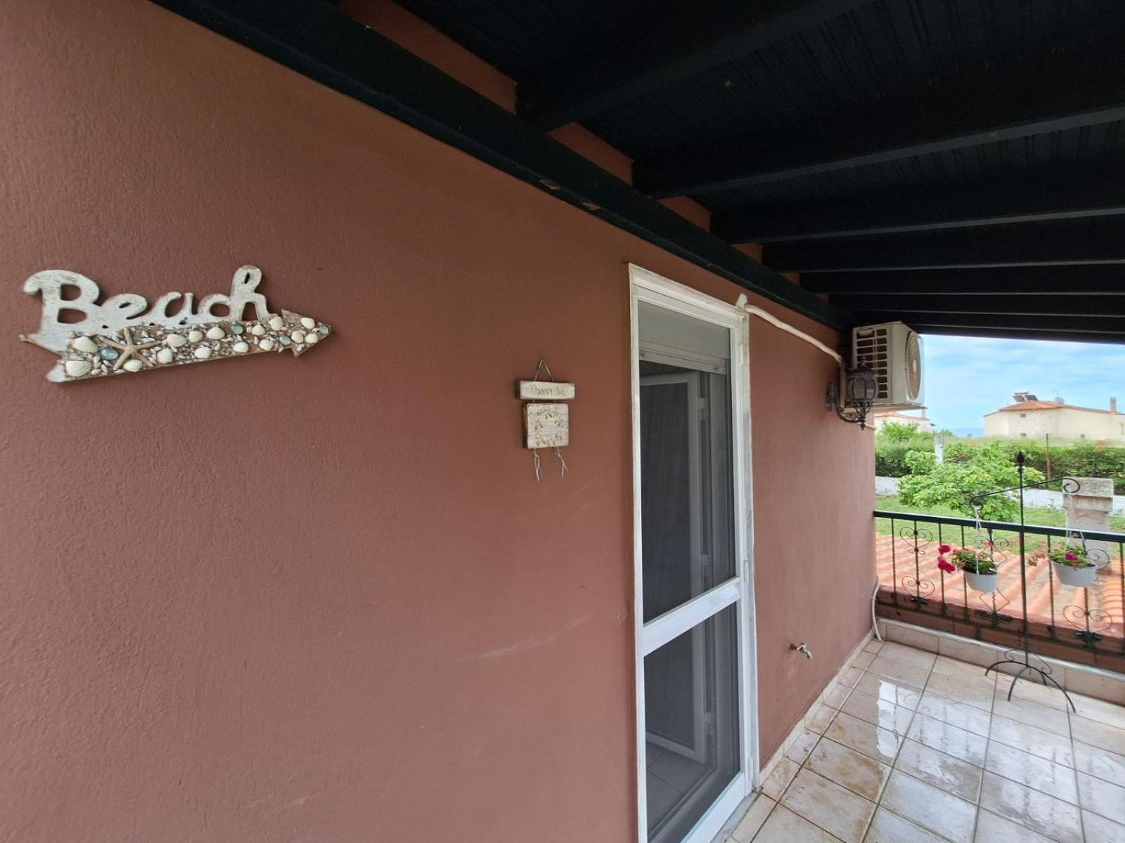 Roadhouse, Nilie Hospitality Mgmt Villa Flogita Exterior foto